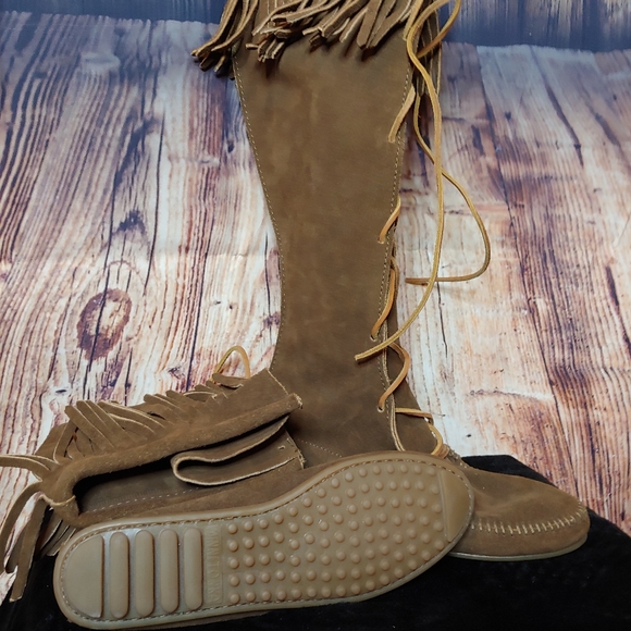 Minnetonka Shoes - Minnetonka Knee High boots